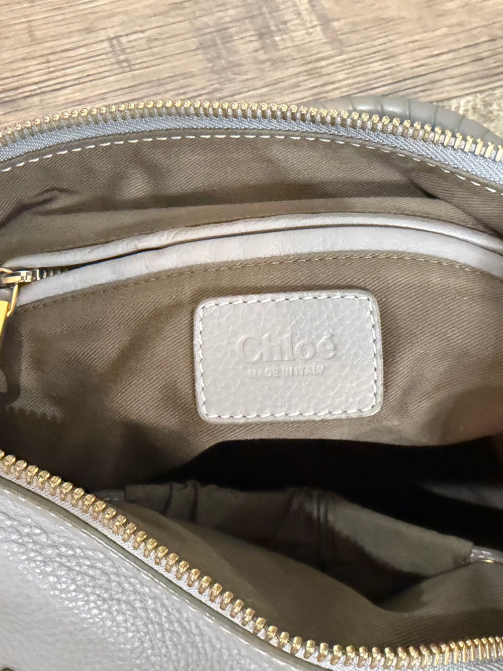 Chloe Marcie Medium Dove Gray Leather Shoulder Bag with Gold Hardware - Picture 10 of 11